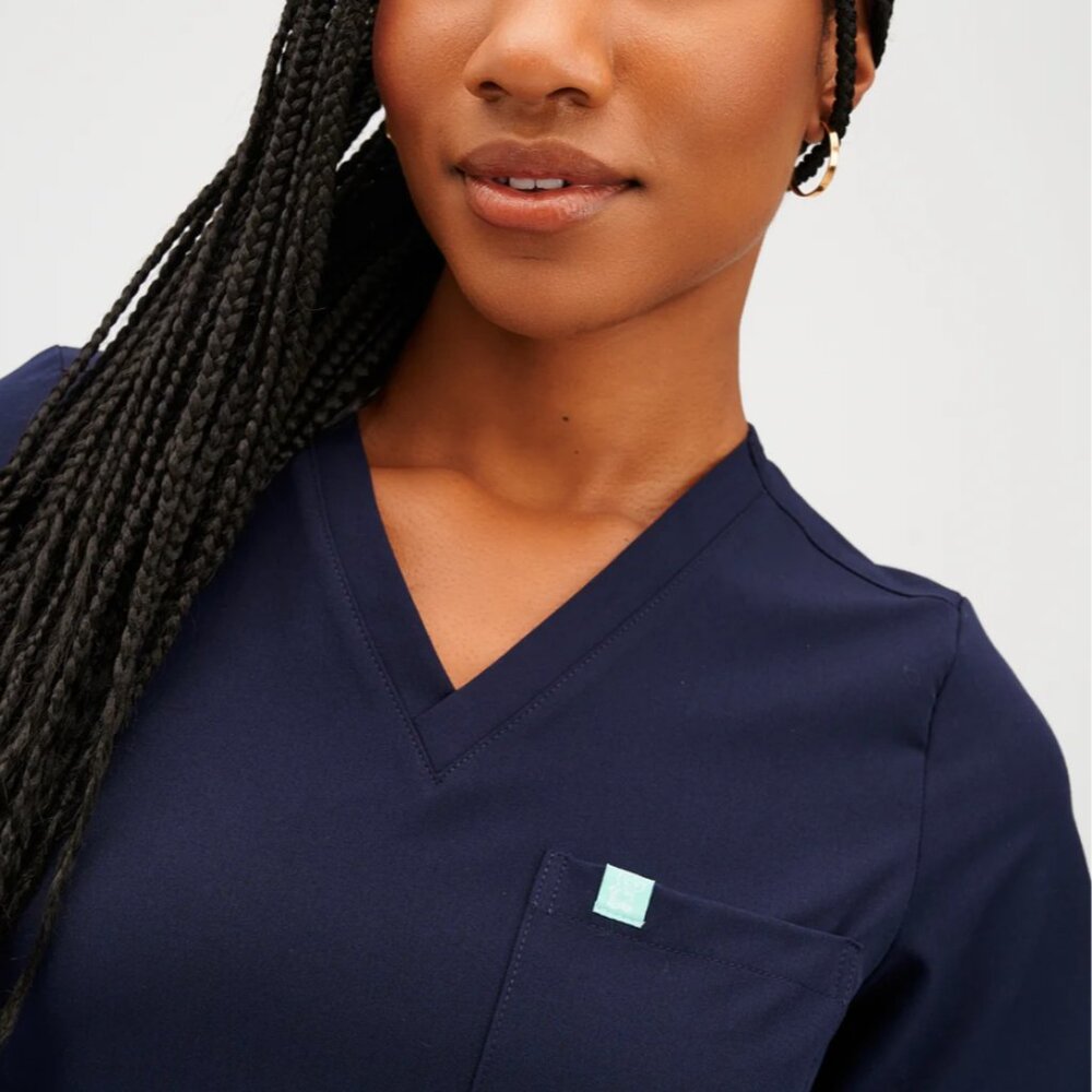 CHLOE RE-GARDE™ - MYSTICAL BLUE - Three Pockets Scrub Top